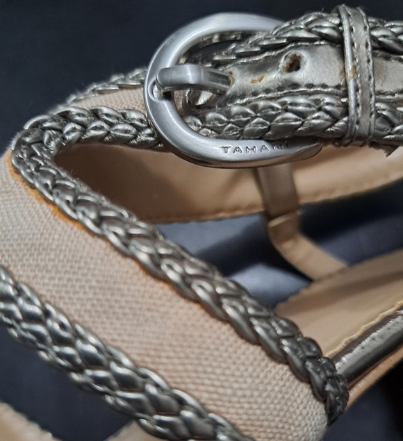 Tahari Lima Sling Back Heeled Sandals   Size 10M - Picture 7 of 14